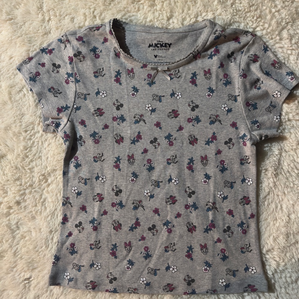 NWOT Disney Mickey Mouse Gray T-Shirt.